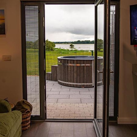 Lough Beg Glamping Hotel Newferry Eksteriør billede