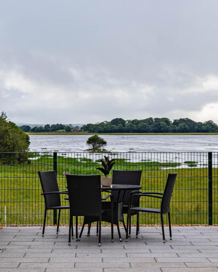 Lough Beg Glamping Hotel Newferry Eksteriør billede