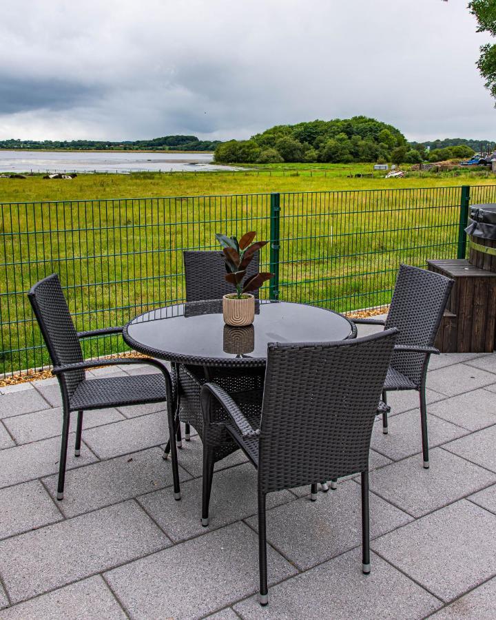 Lough Beg Glamping Hotel Newferry Eksteriør billede