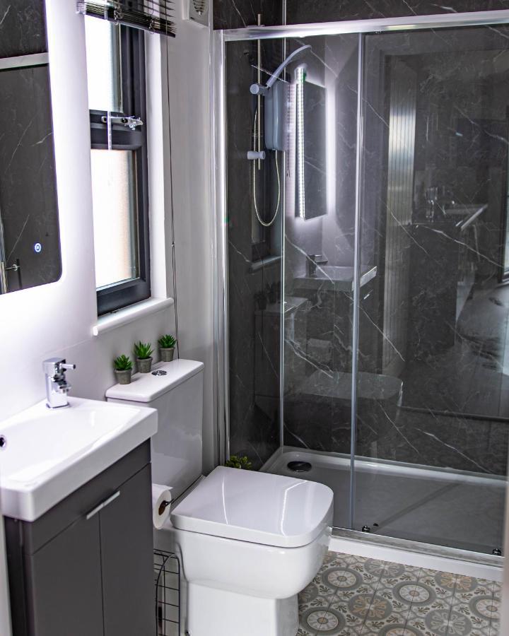 Lough Beg Glamping Hotel Newferry Eksteriør billede